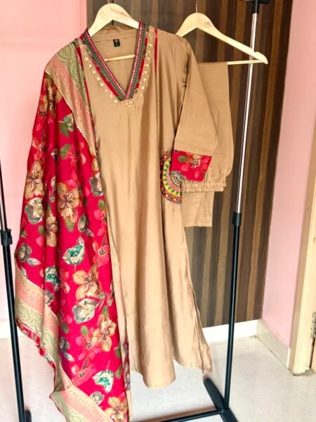 Elegant Silk Kurta Set with Modal Silk Dupatta – Perfect Festive Wear